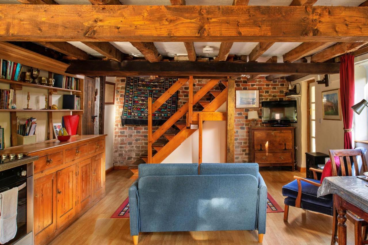 Finest Retreats - Great Cantal Granary Llandrindod Wells Ngoại thất bức ảnh